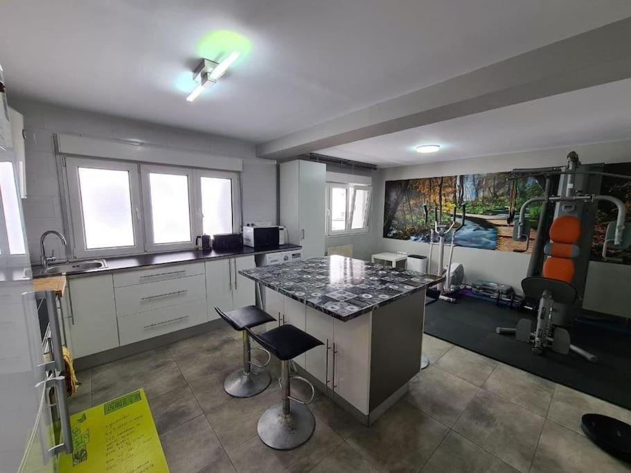 A Un Paso De La Playa, Amplio Apartamento กิฮอน ภายนอก รูปภาพ